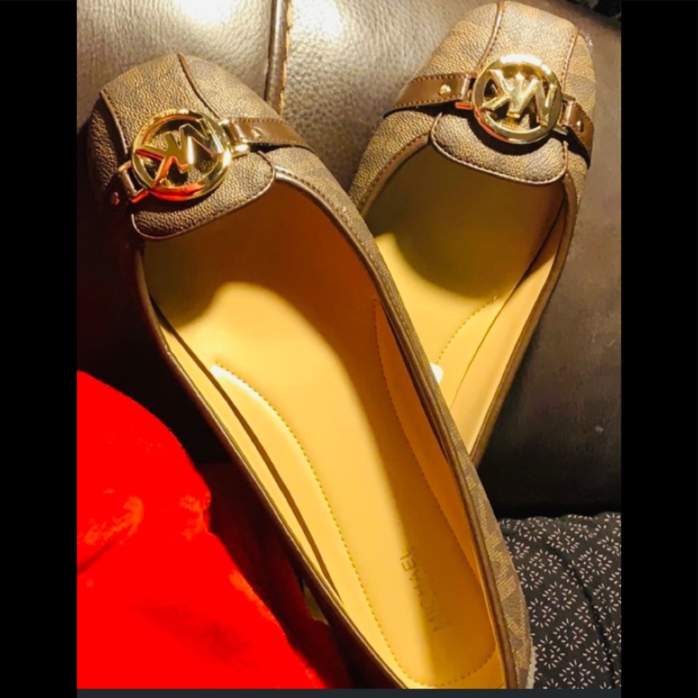 New MICHAEL MICHAEL KORS Women's Fulton Moc Flat MK print New